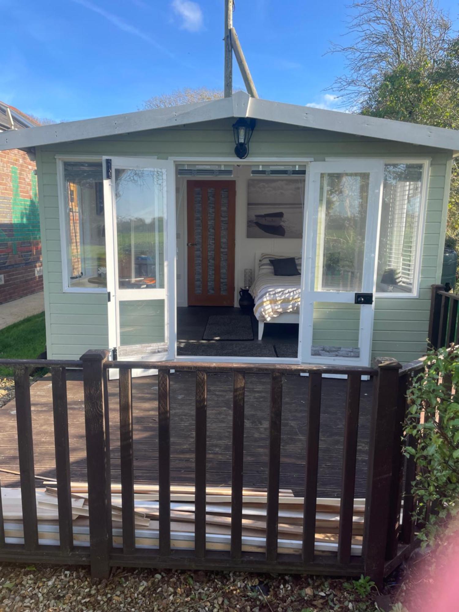 Luxury tent Ningwood Old Station Ningwood Isle Of Wight Newbridge (Isle of Wight)